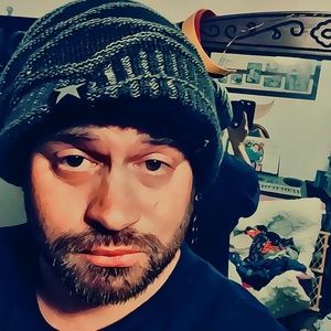 Meet your Posher, Aaron